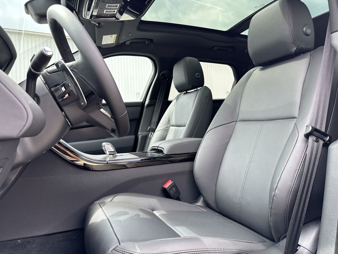 2026  Range Rover Velar