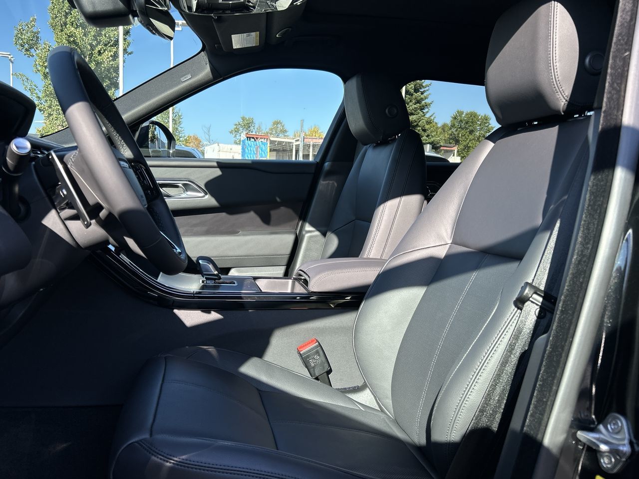 2026  Range Rover Velar