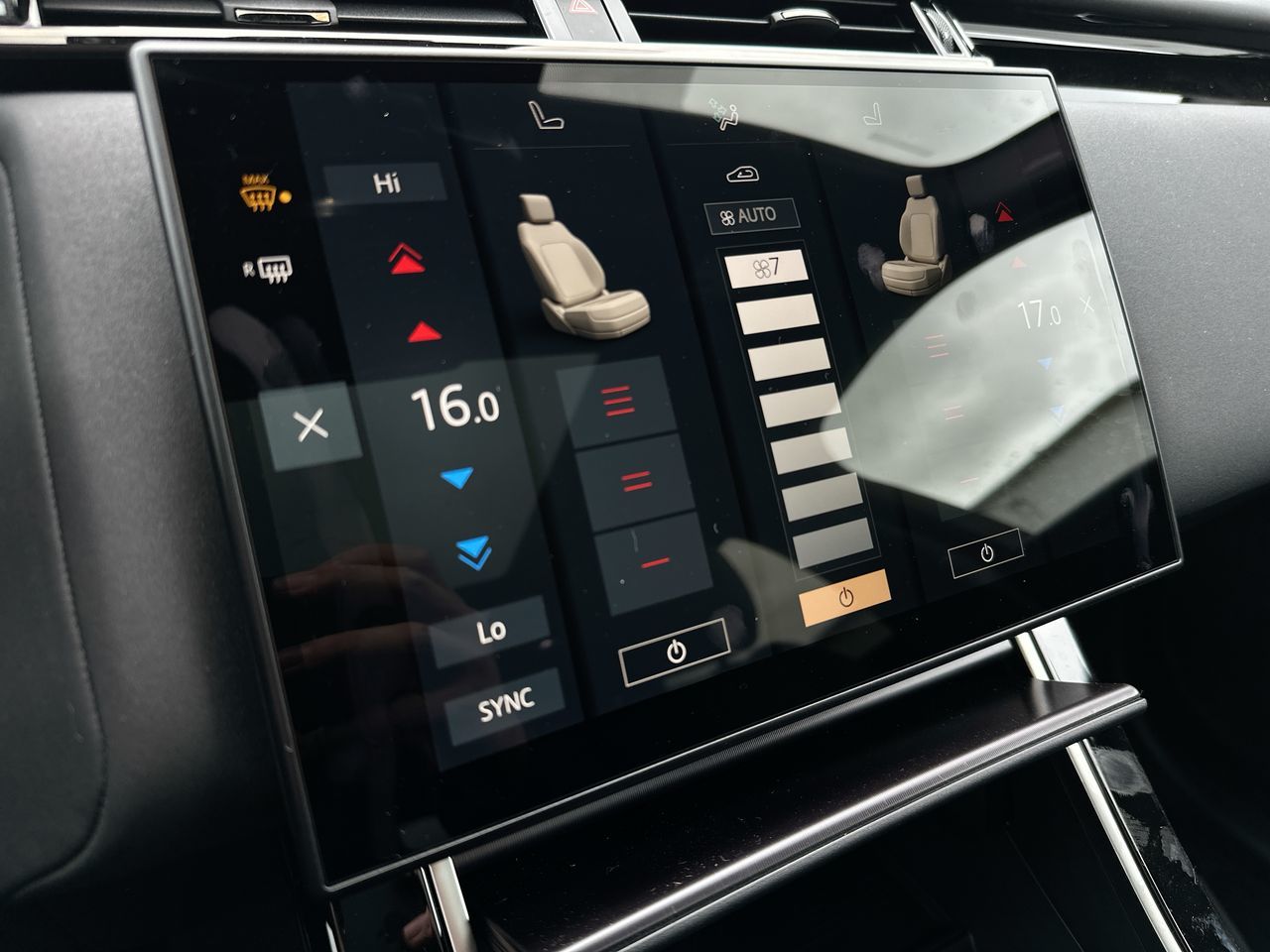 2026  Range Rover Velar