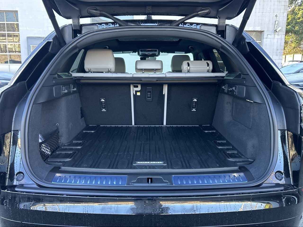 2026  Range Rover Velar