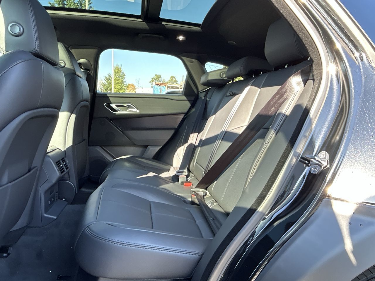 2026  Range Rover Velar