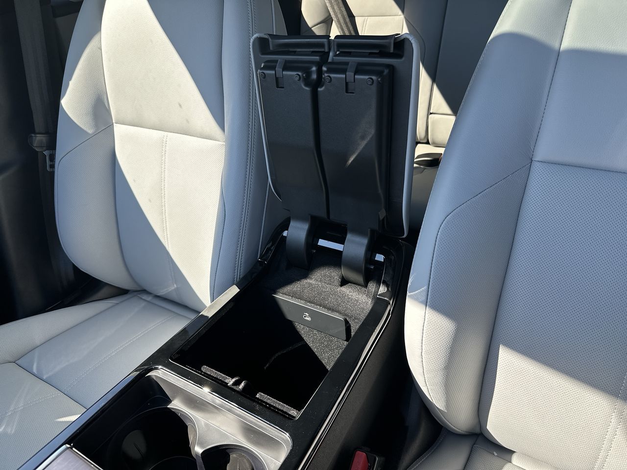 2026  Range Rover Velar