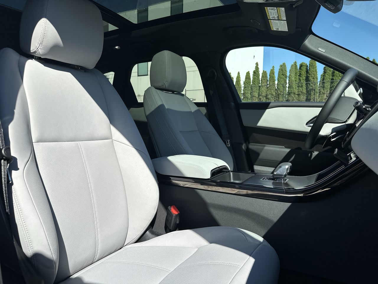 2026  Range Rover Velar