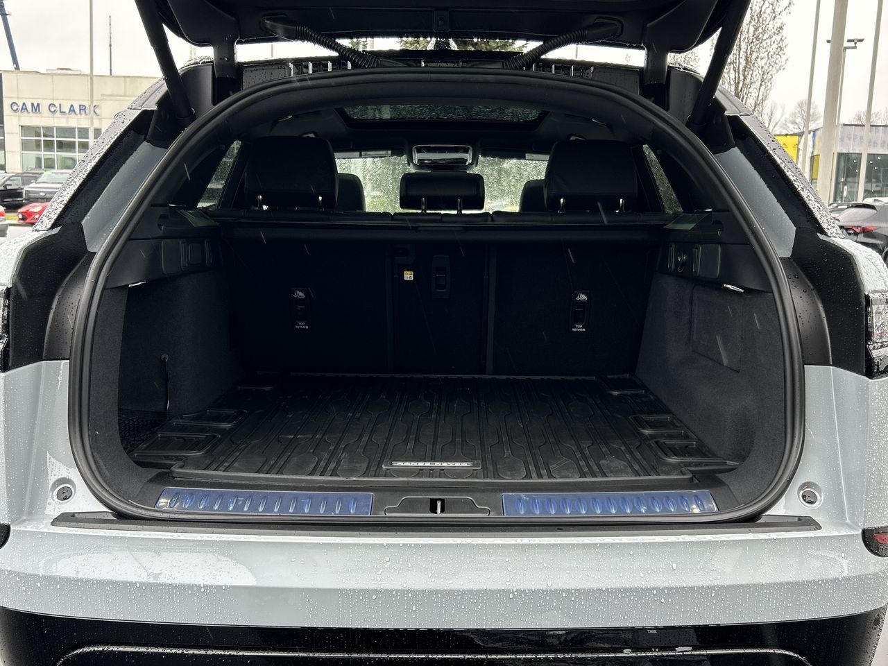 2026  Range Rover Velar