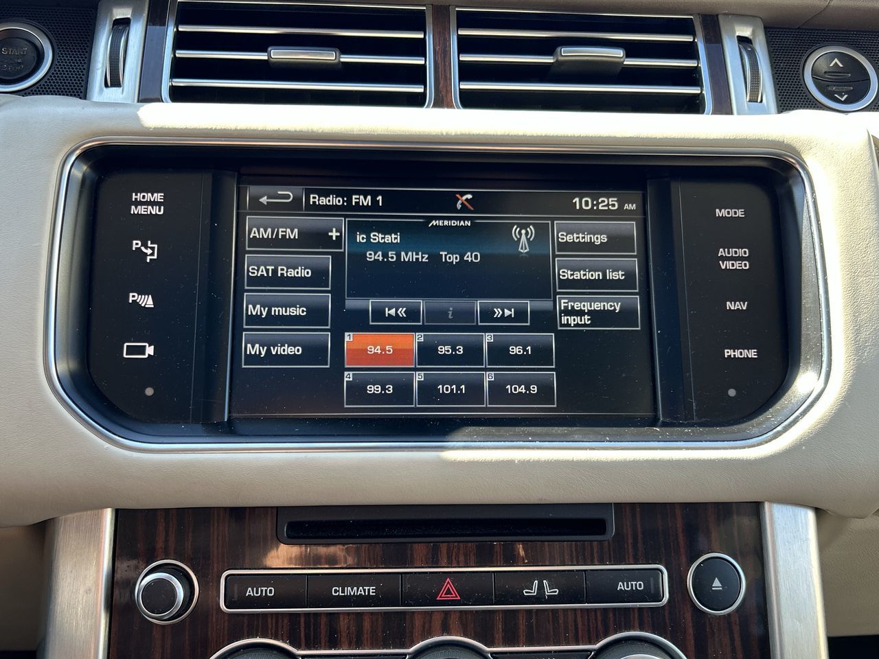 Land Rover Range Rover  2015 à North Vancouver, Colombie-Britannique