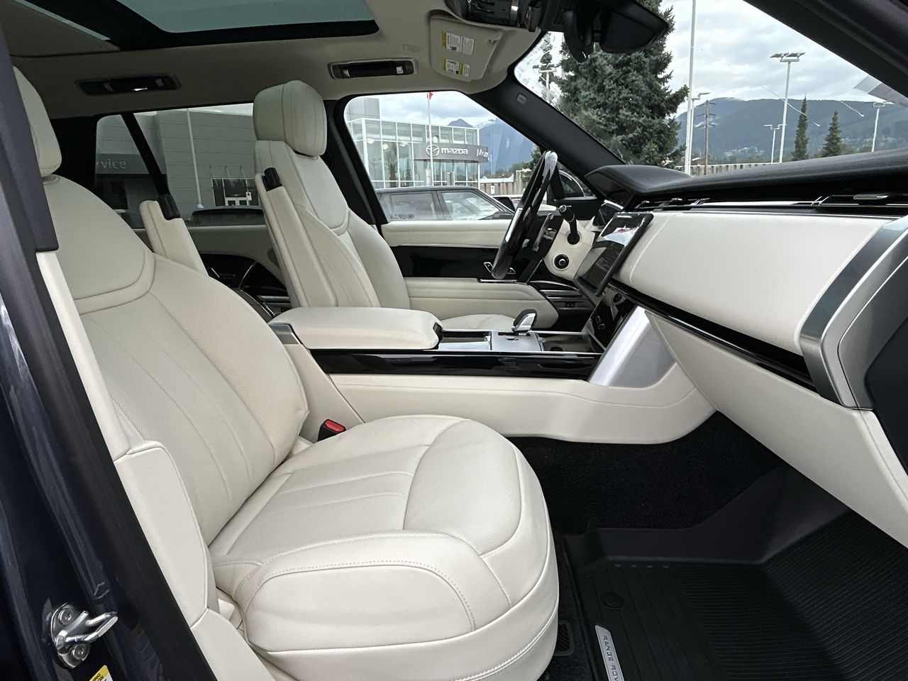 2025 Land Rover Range Rover