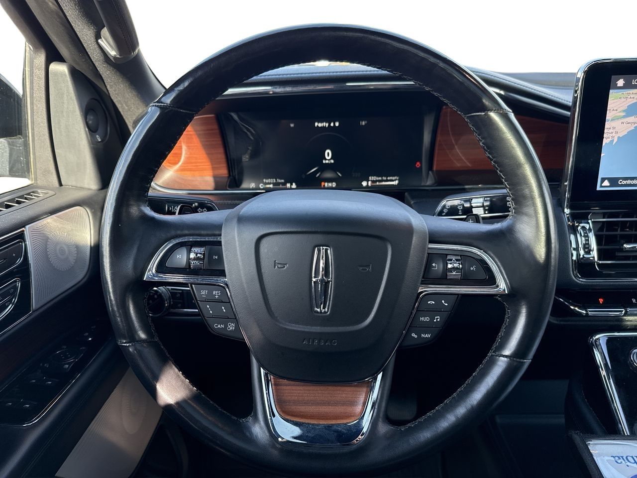 2018 Lincoln Navigator in North Vancouver, British Columbia