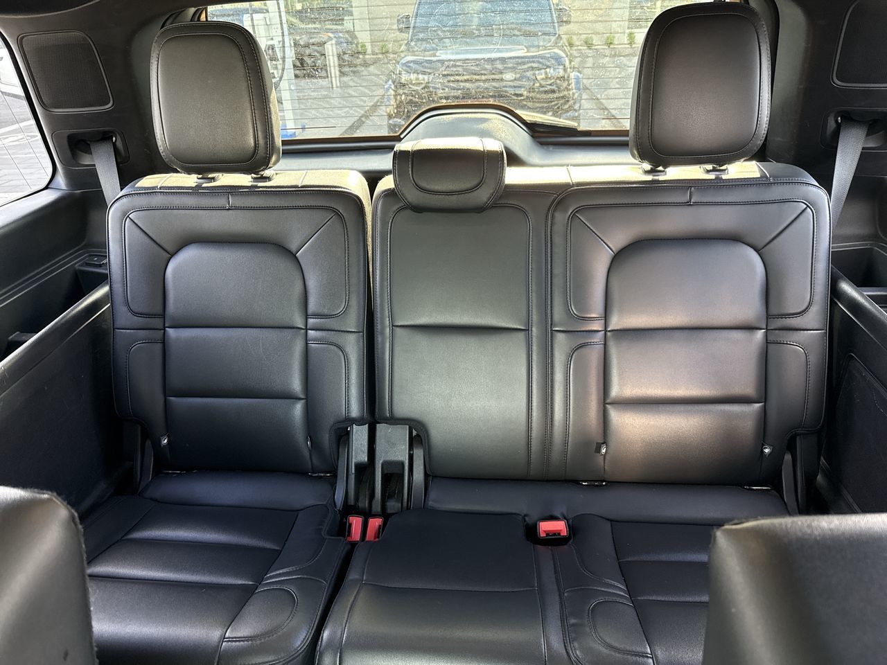 2018 Lincoln Navigator in North Vancouver, British Columbia