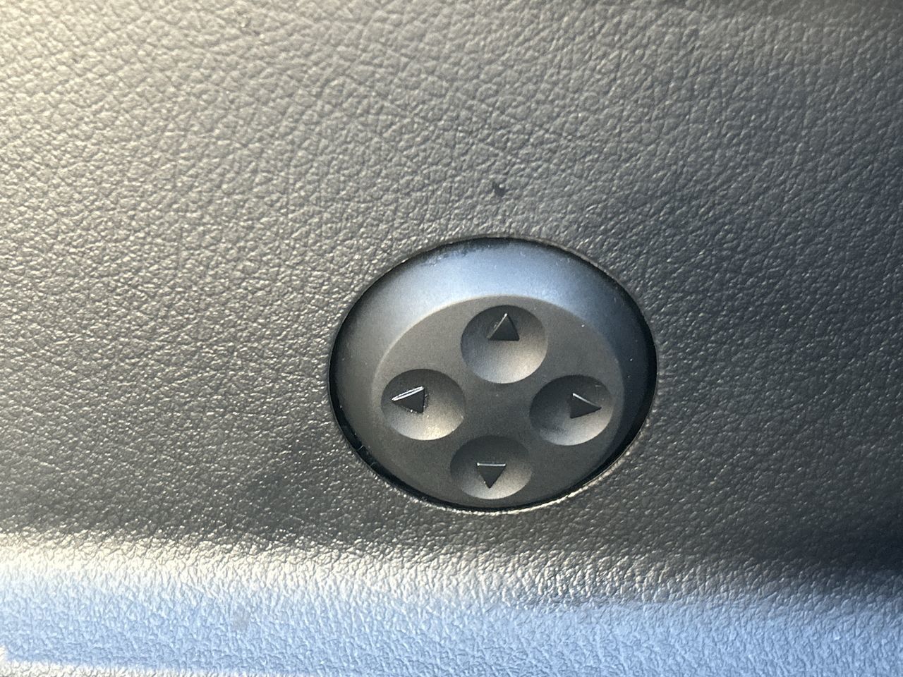 2025 Mercedes-Benz CLA250