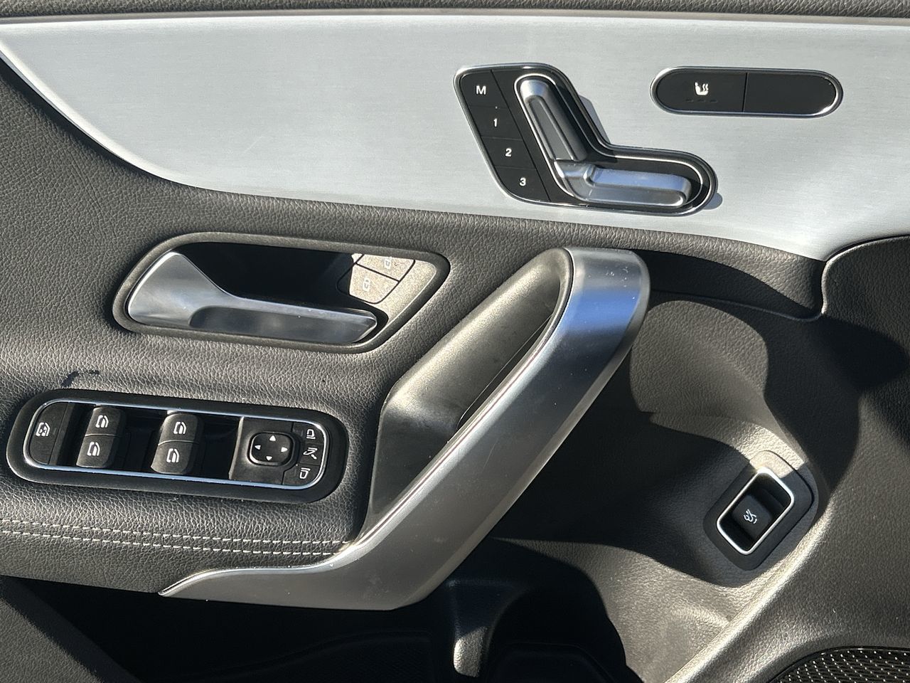 2025 Mercedes-Benz CLA250