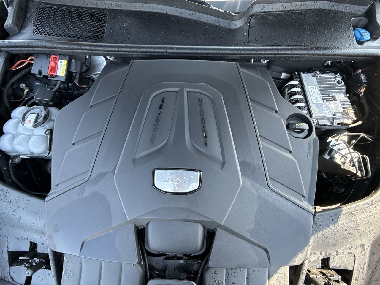 2020 Porsche Cayenne in North Vancouver, British Columbia