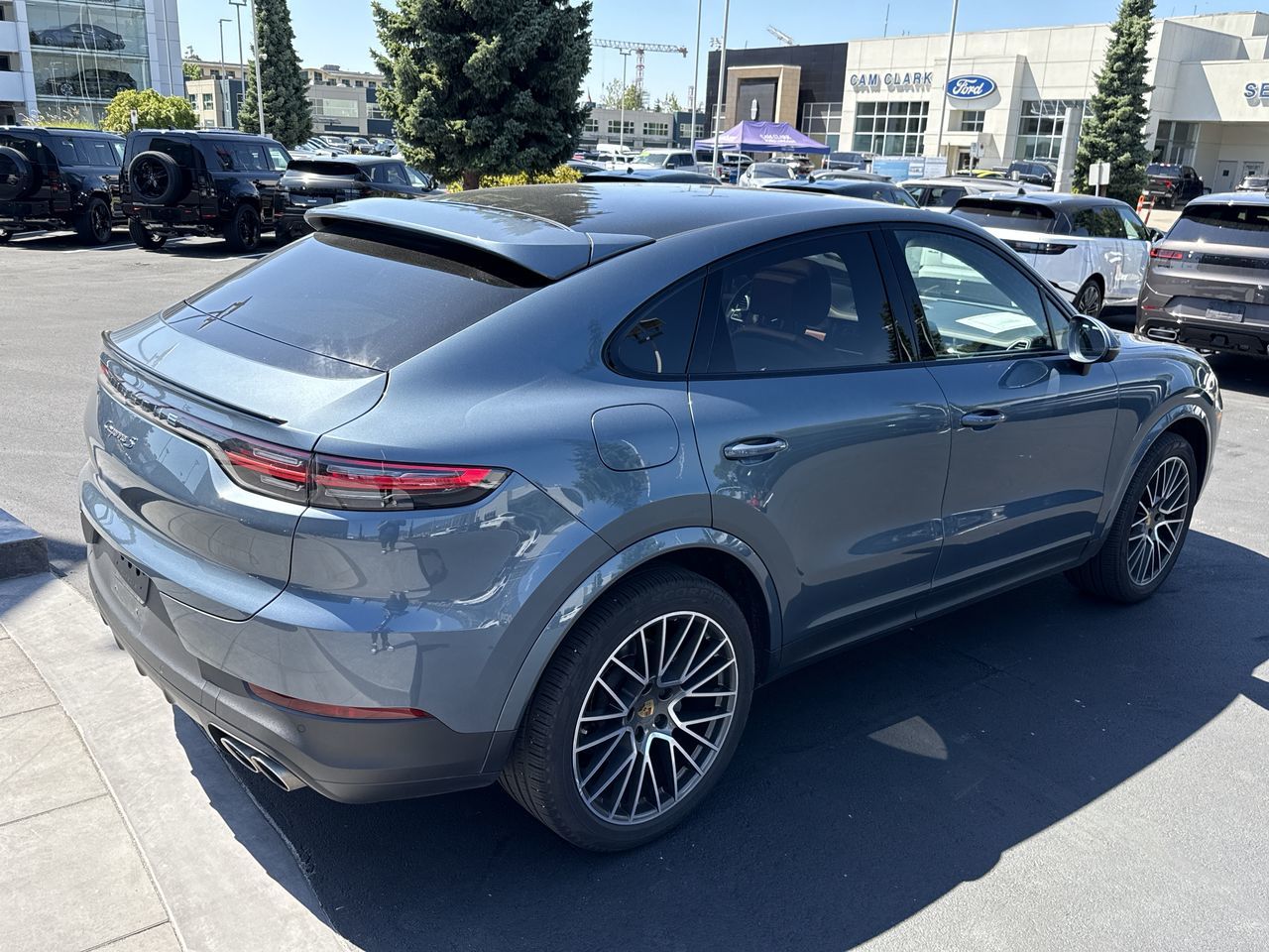 2020 Porsche Cayenne in North Vancouver, British Columbia