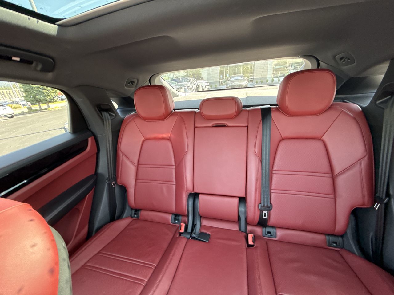 2020 Porsche Cayenne in North Vancouver, British Columbia