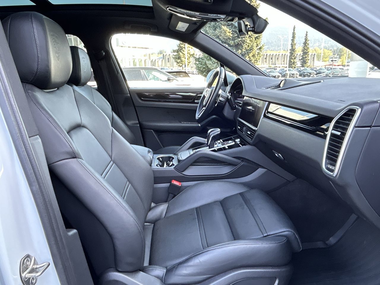 Porsche Cayenne  2023 à North Vancouver, Colombie-Britannique