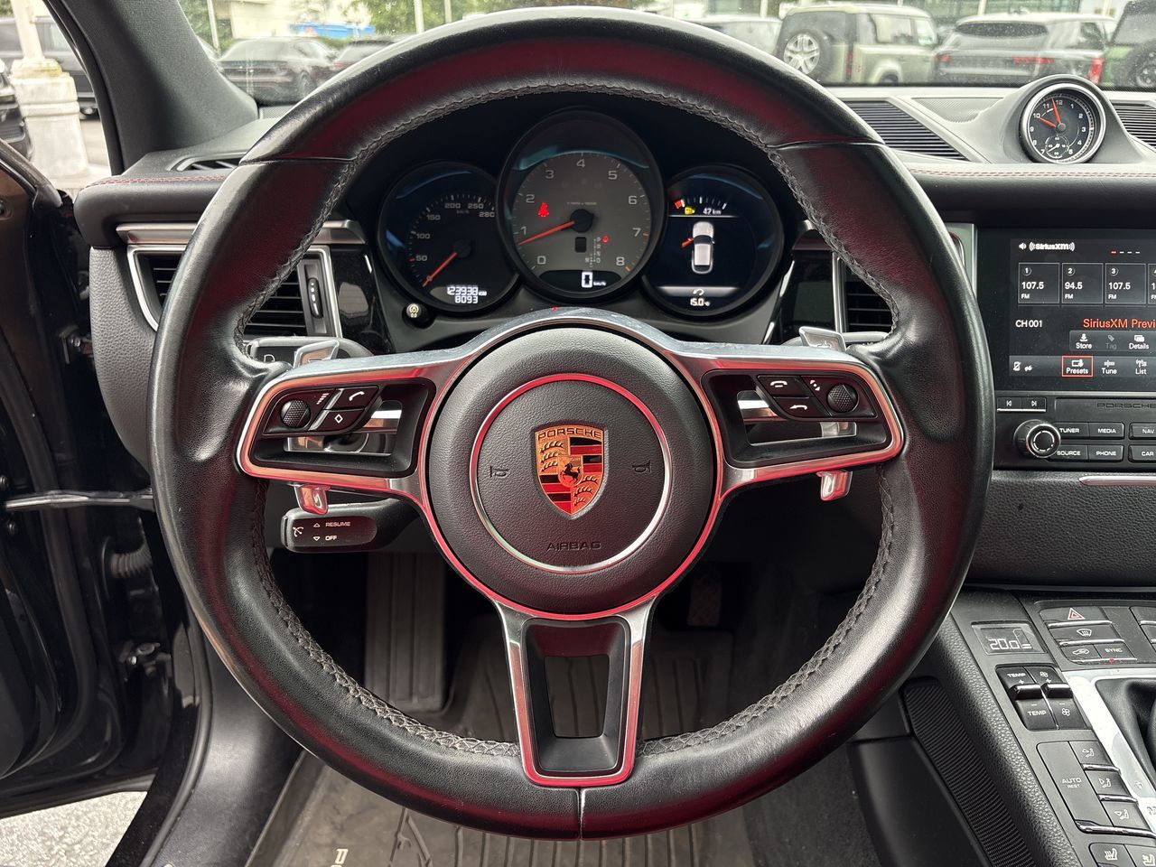 2018  Macan