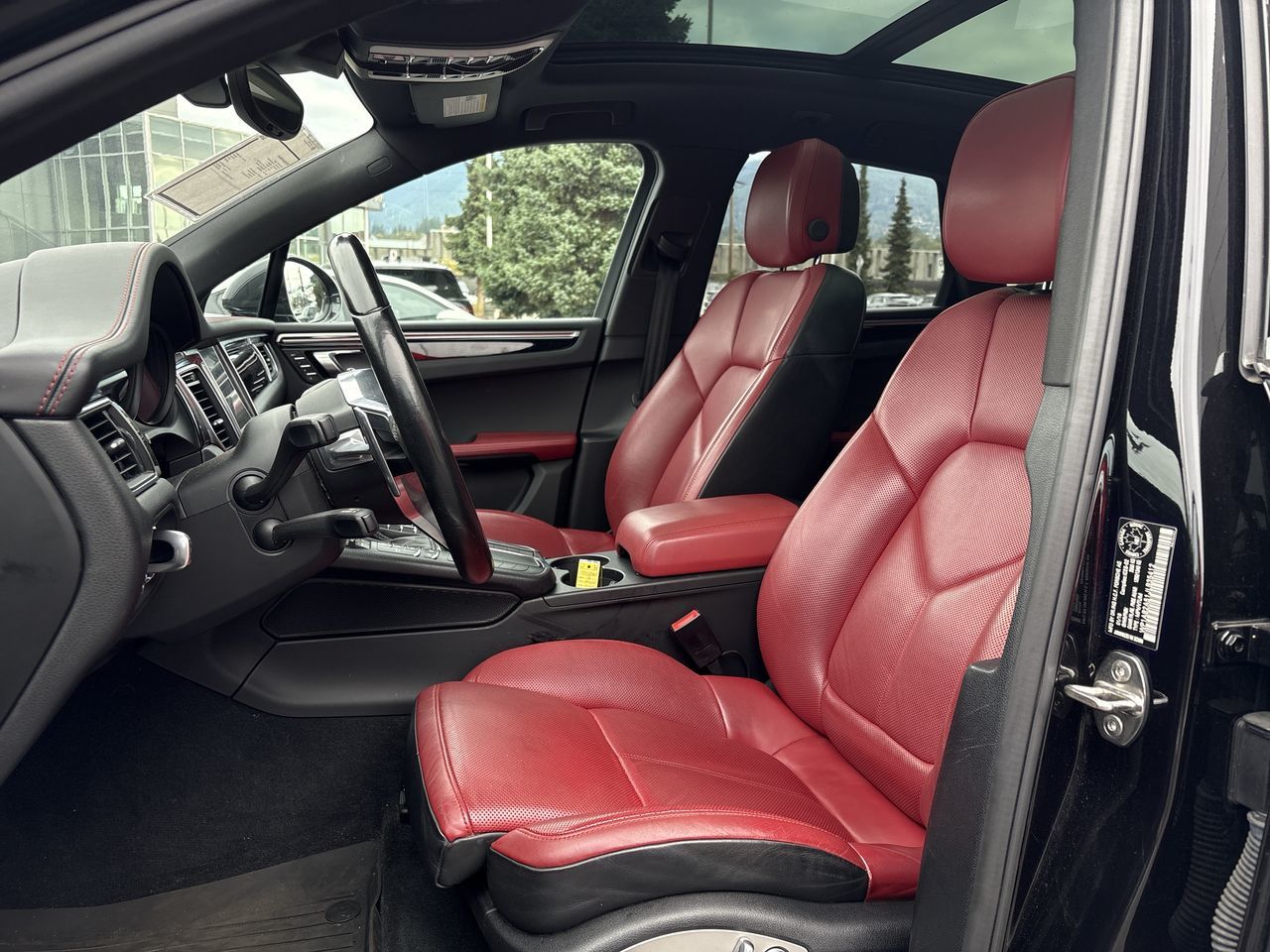 2018  Macan