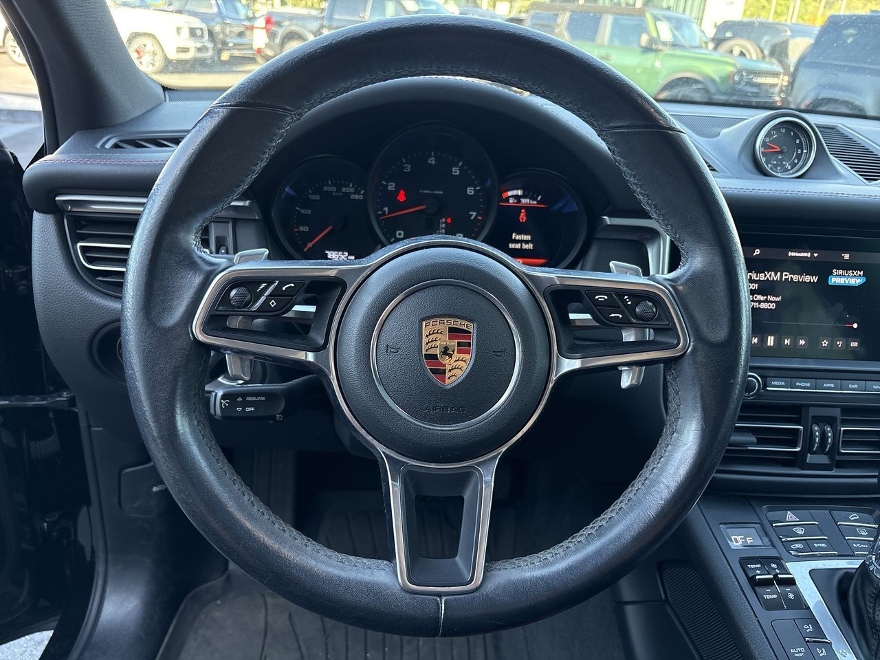 2019  Macan