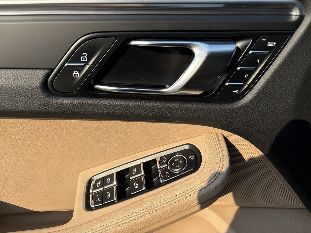 2022 Porsche Macan