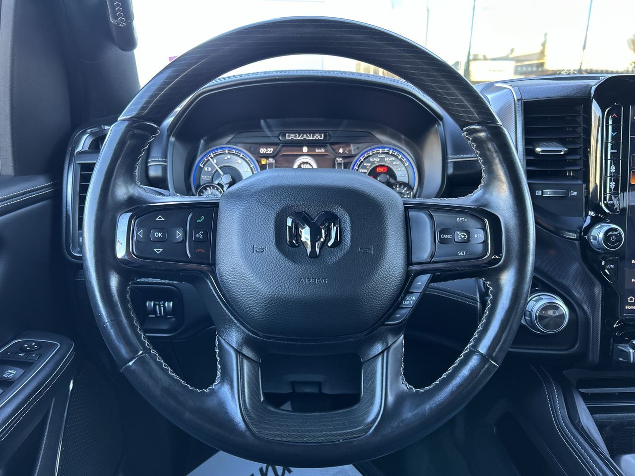 2022 Ram RAM 1500 Crew Cab 4x4 (DT)