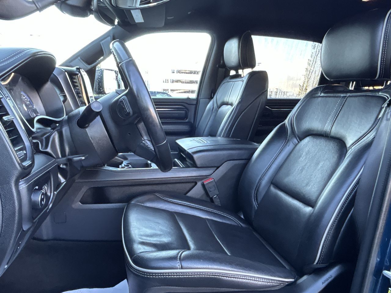 2022 Ram RAM 1500 Crew Cab 4x4 (DT)