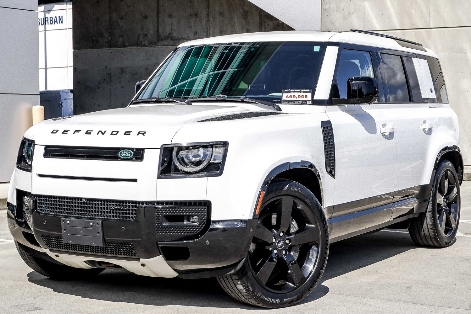 2023 Land Rover Defender X-DYNAMIC SE