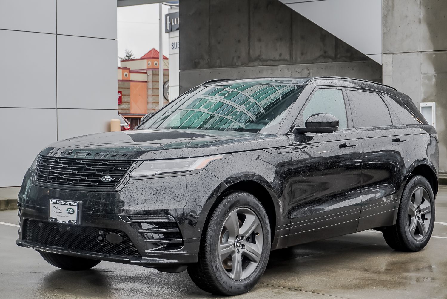 2026 Land Rover Range Rover Velar Dynamic SE