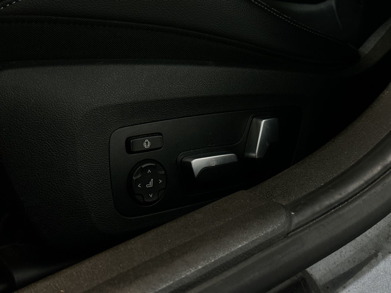 2019 BMW 330i in Vancouver, British Columbia