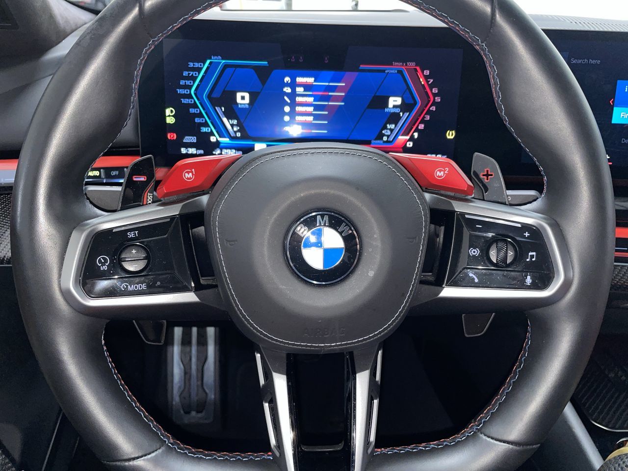 2025 BMW M5