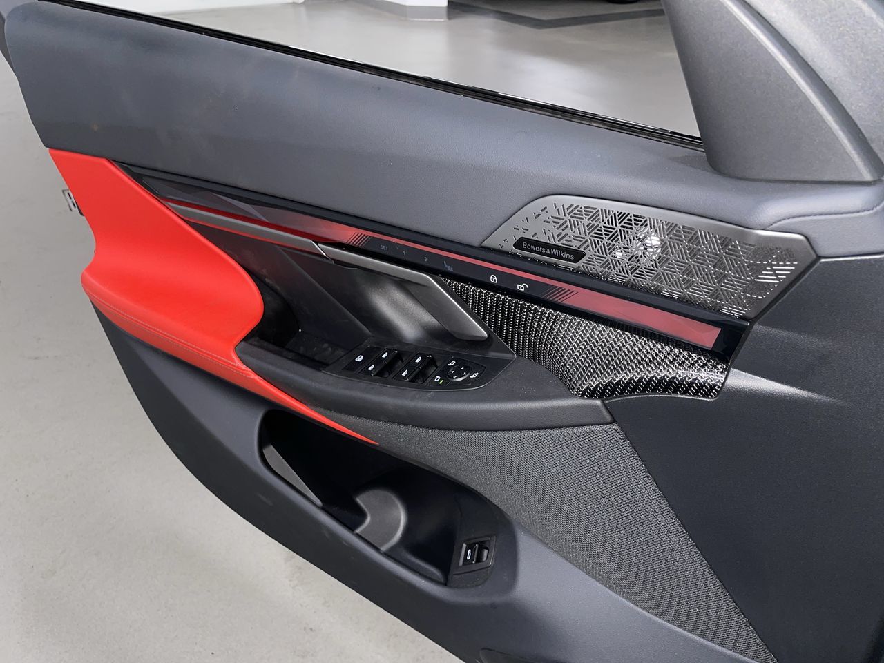 2025 BMW M5
