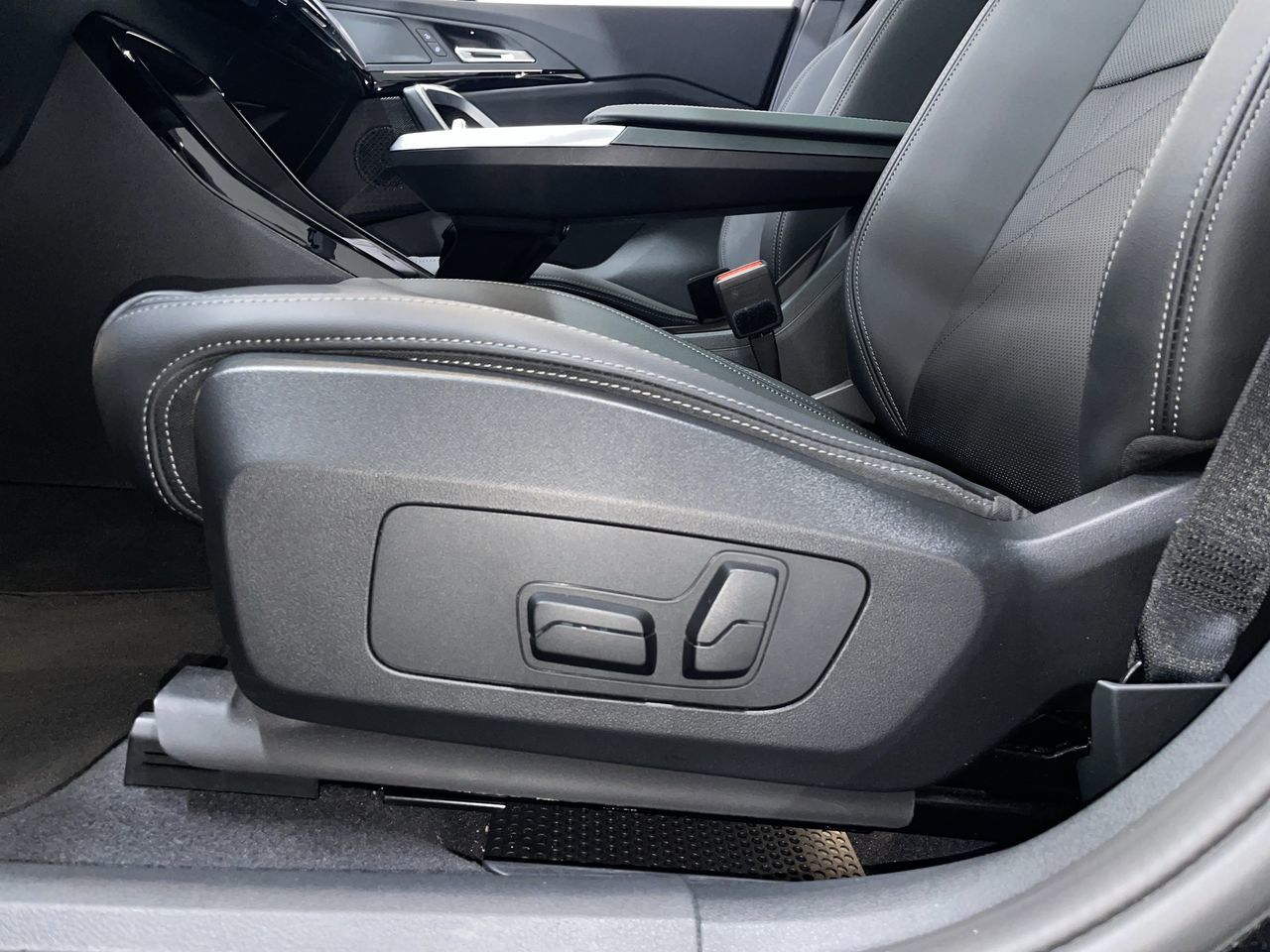 2025 BMW X2 in Vancouver, British Columbia