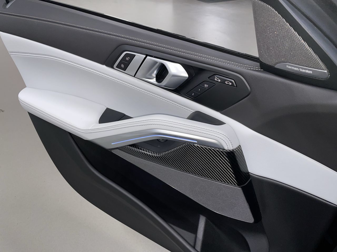 2026 BMW X6