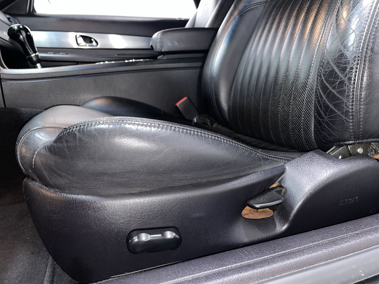 2004 Ford Thunderbird in Vancouver, British Columbia