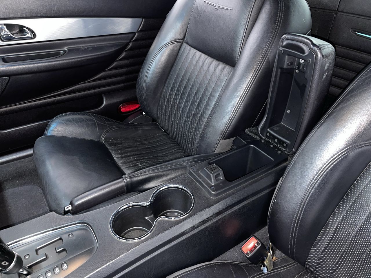 2004 Ford Thunderbird in Vancouver, British Columbia