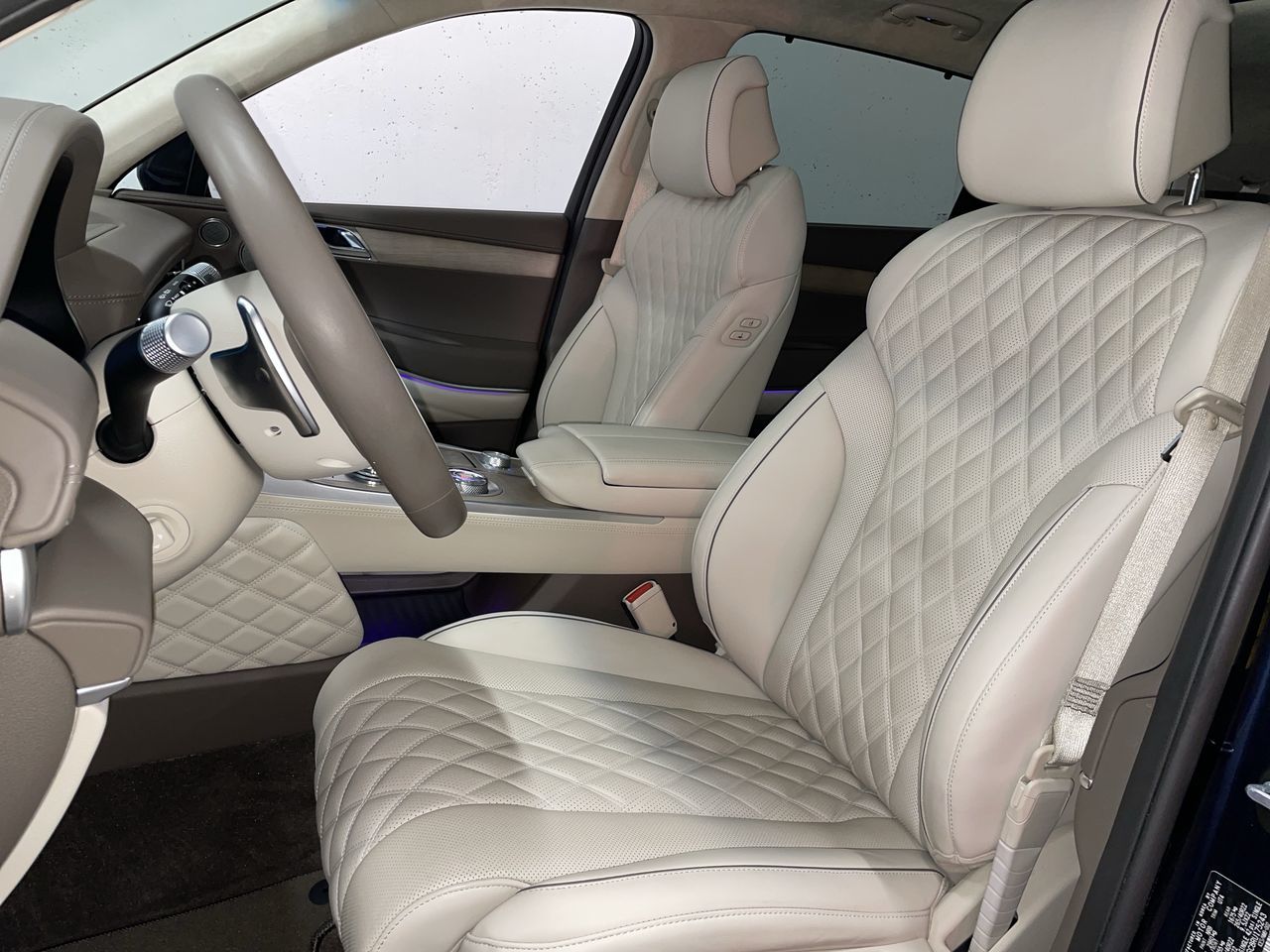 2024 GENESIS GV80