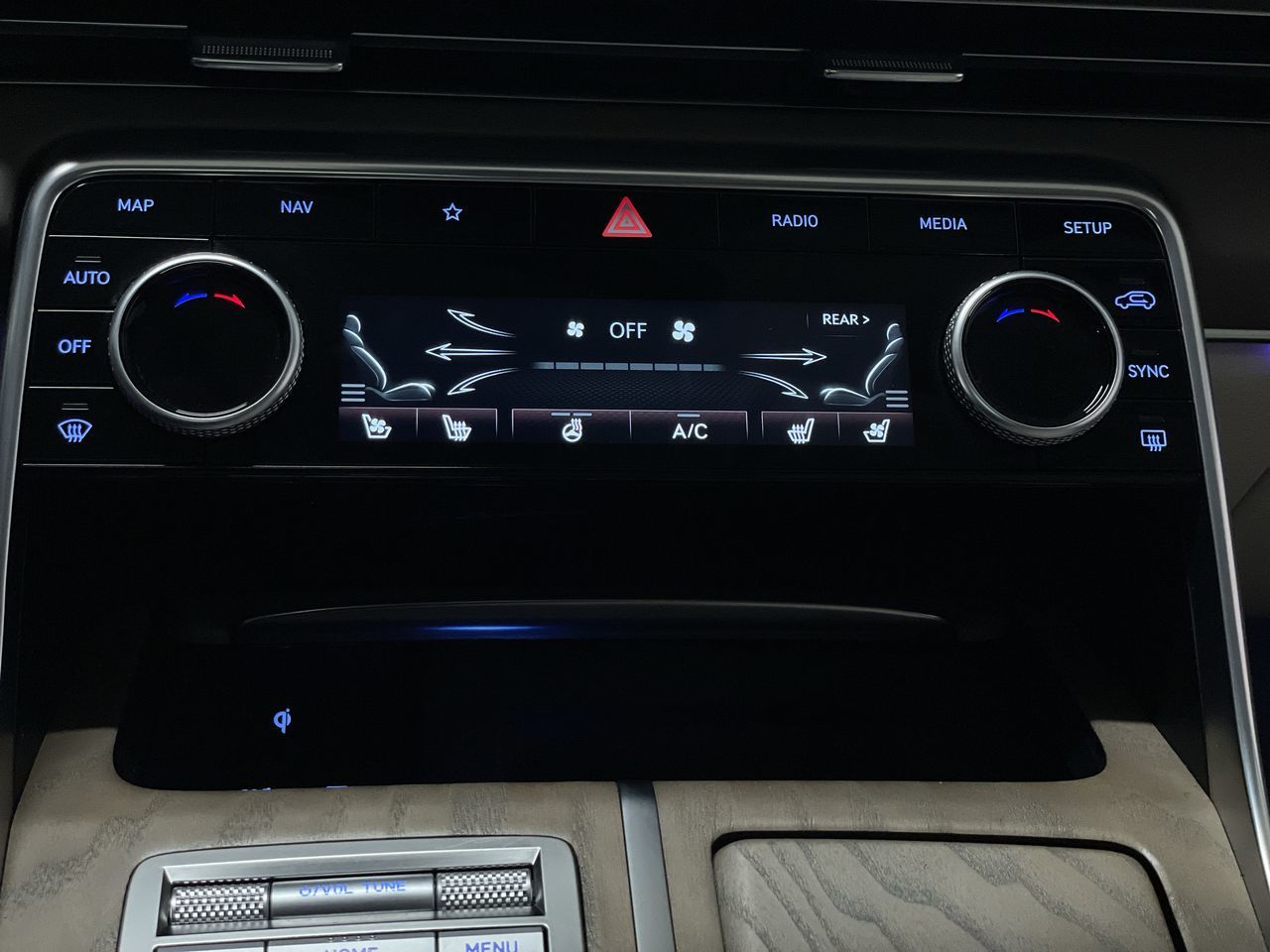 2024 GENESIS GV80