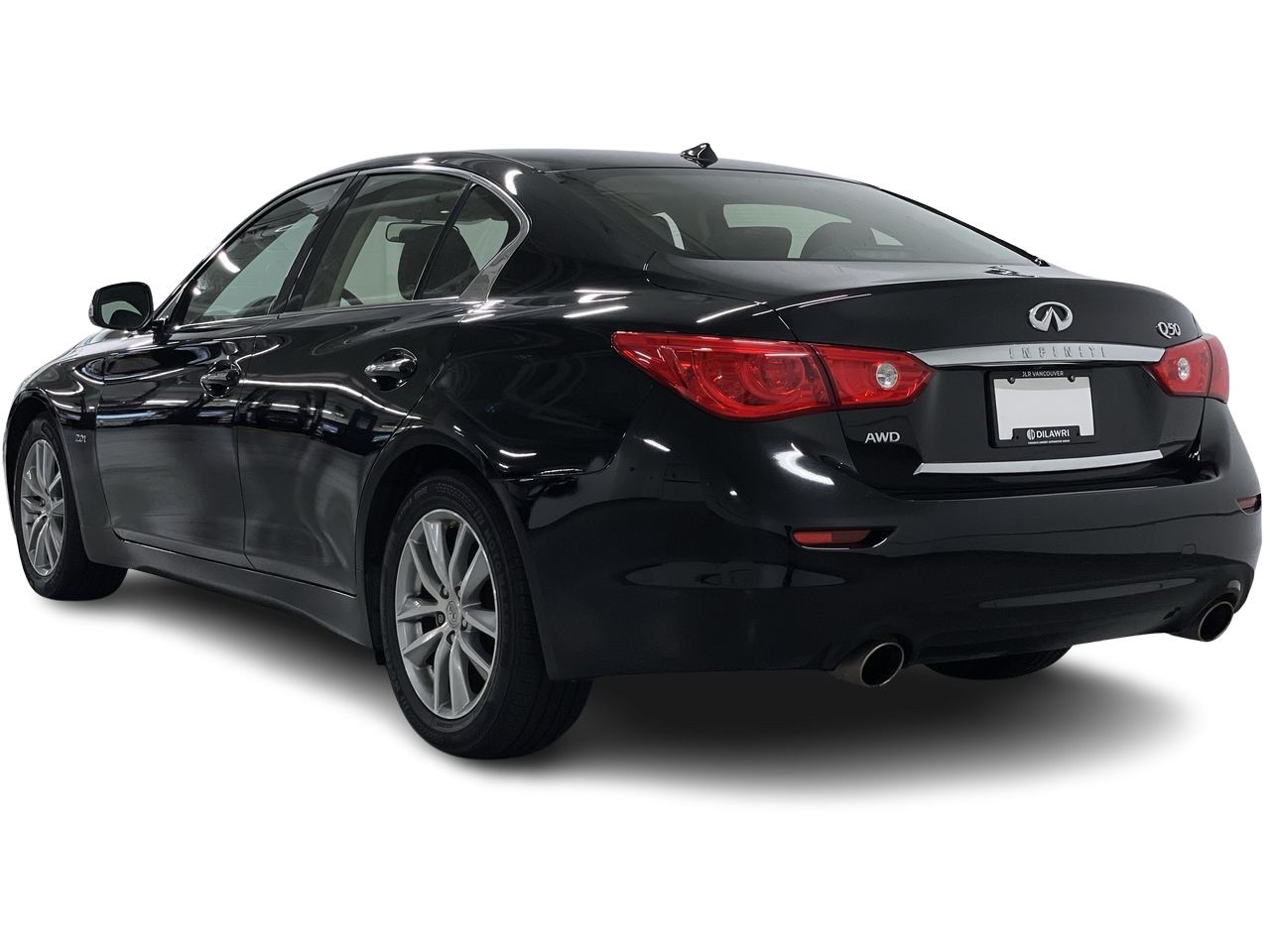 Infiniti Q50  2016 à , Colombie-Britannique