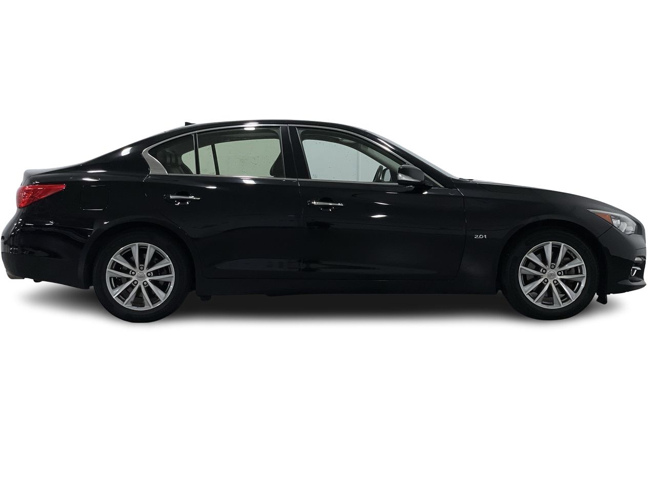 Infiniti Q50  2016 à , Colombie-Britannique