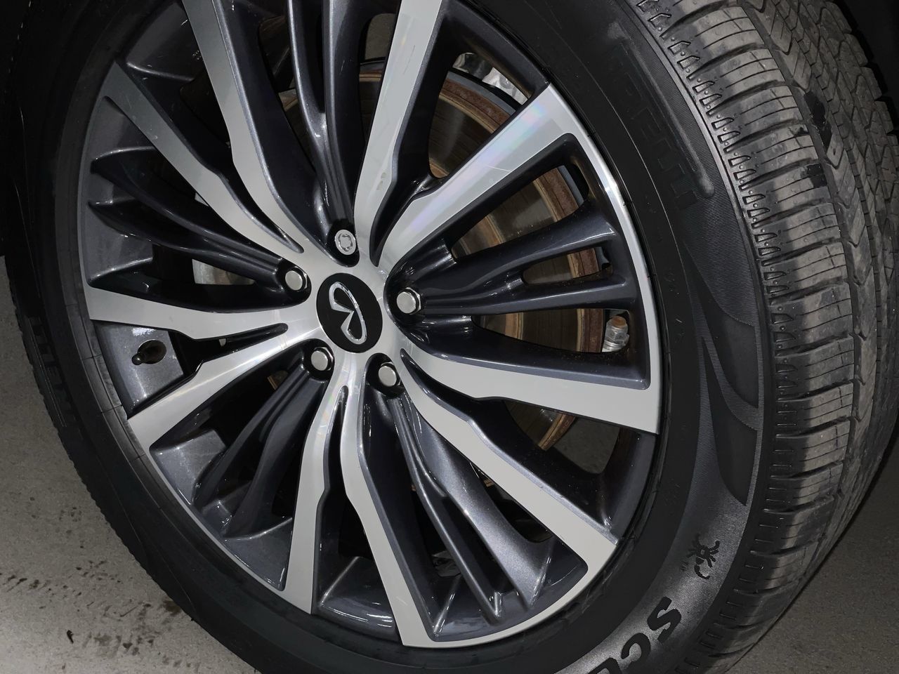 2023  QX60