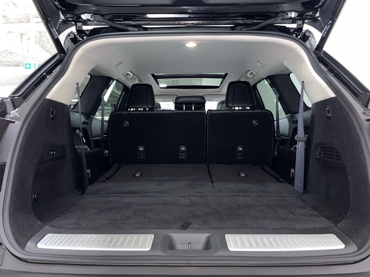 2023  QX60