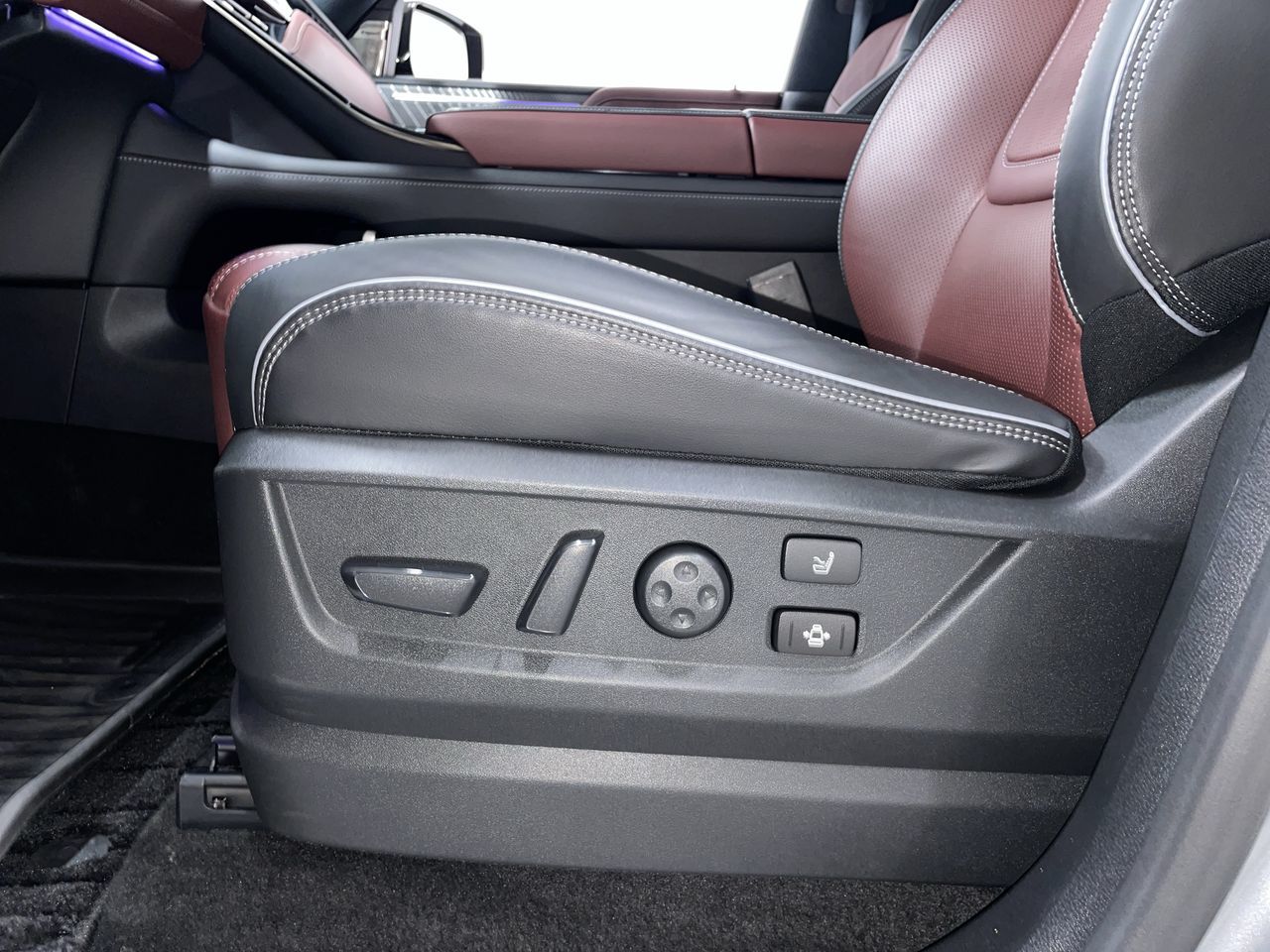 2025 Infiniti QX80 in Vancouver, British Columbia
