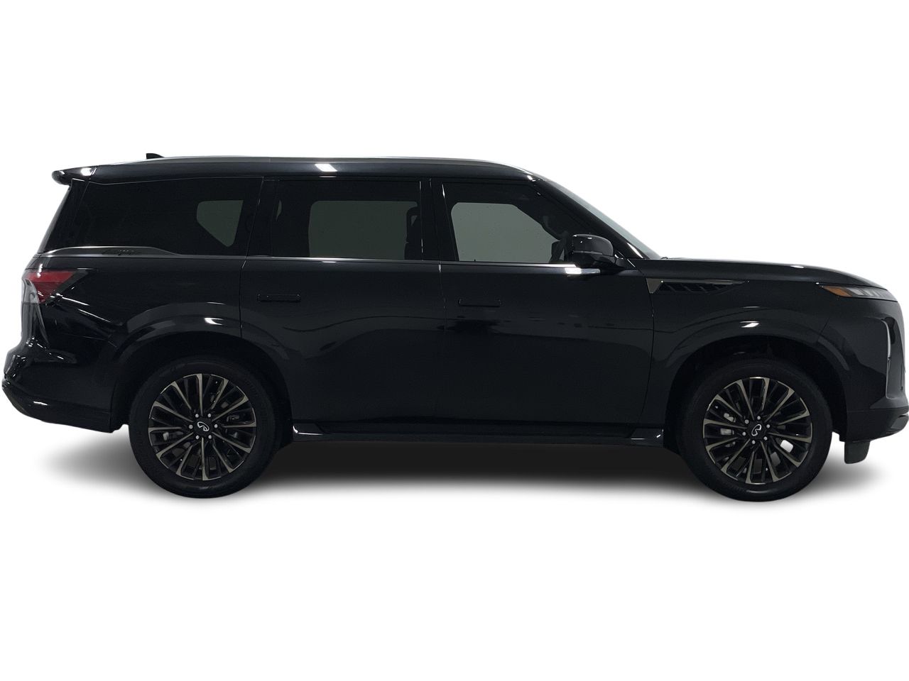 2025  QX80