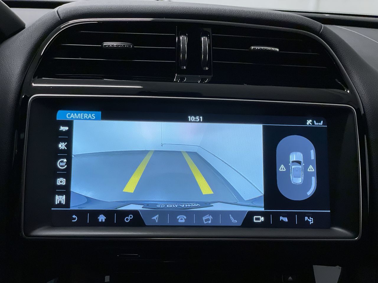 2017  F-PACE