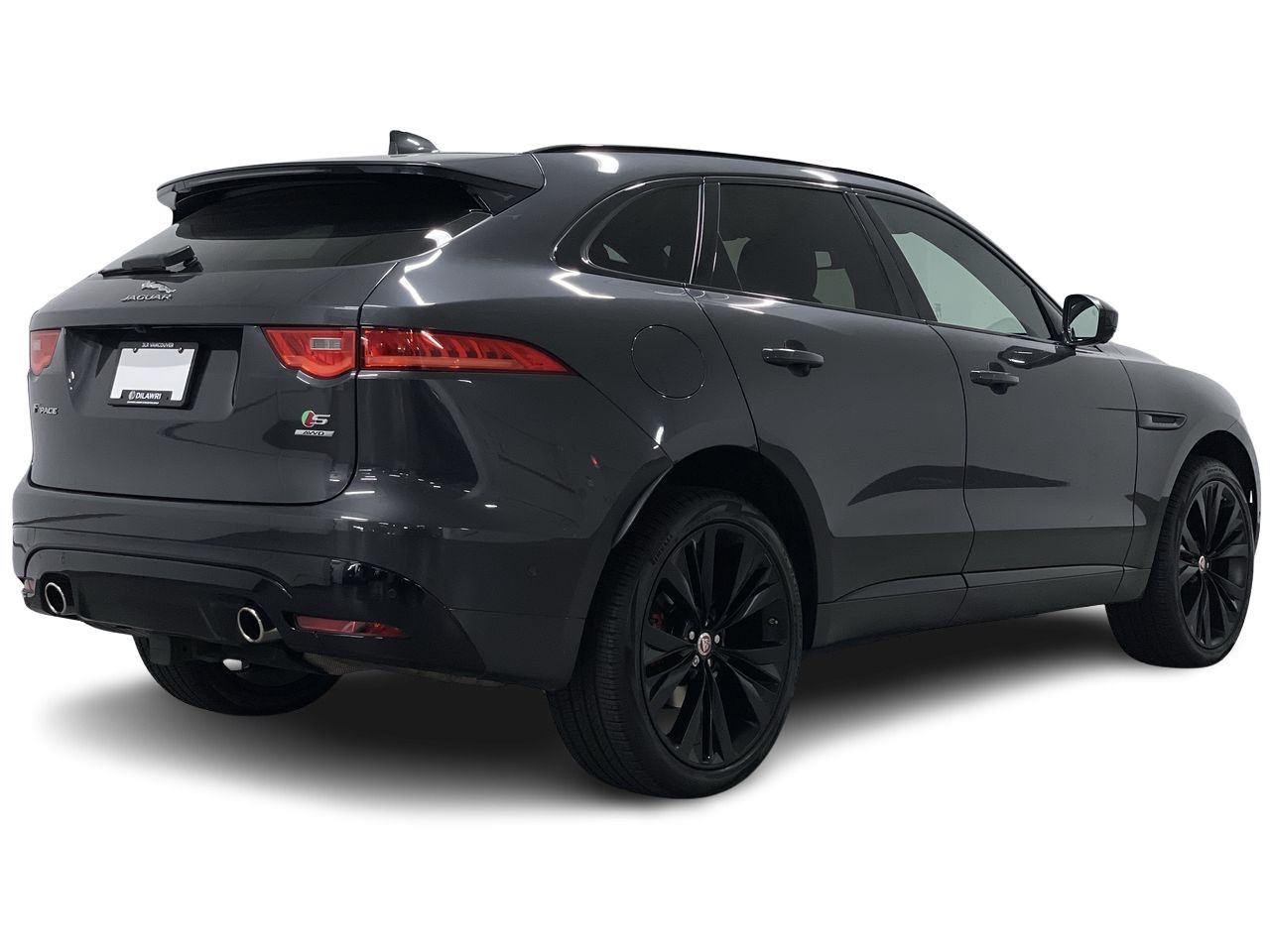 2017  F-PACE