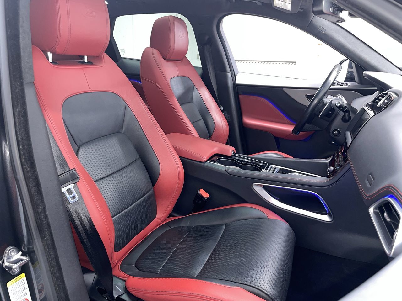 2017  F-PACE