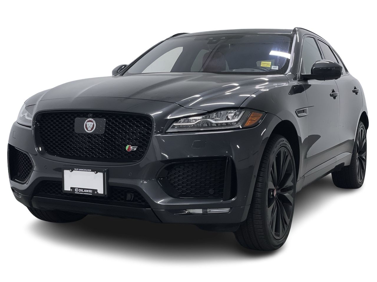 2017  F-PACE