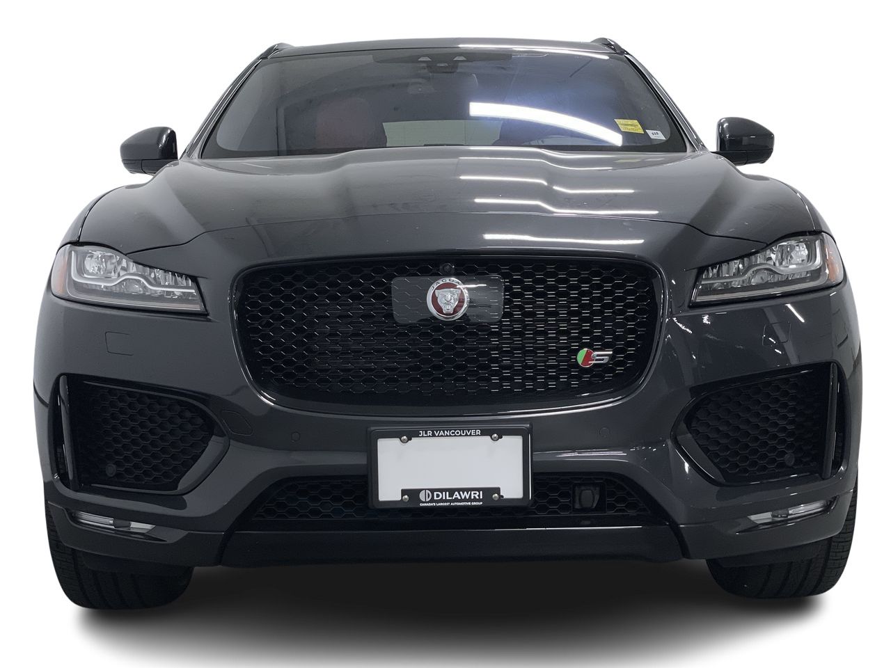 2017  F-PACE