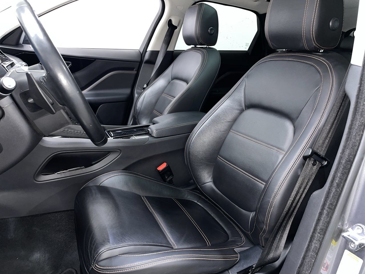 Jaguar F-PACE  2018 à , Colombie-Britannique