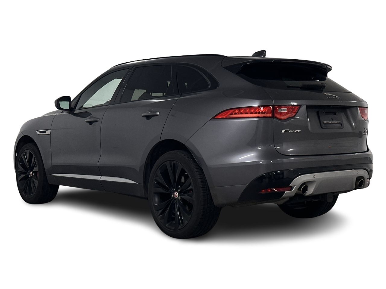 2018  F-PACE