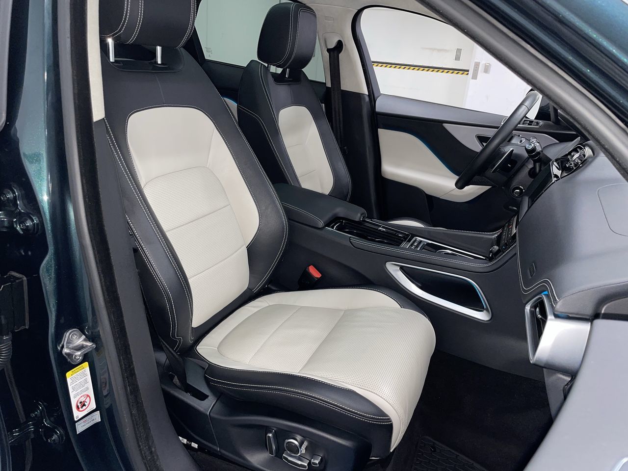 2018  F-PACE