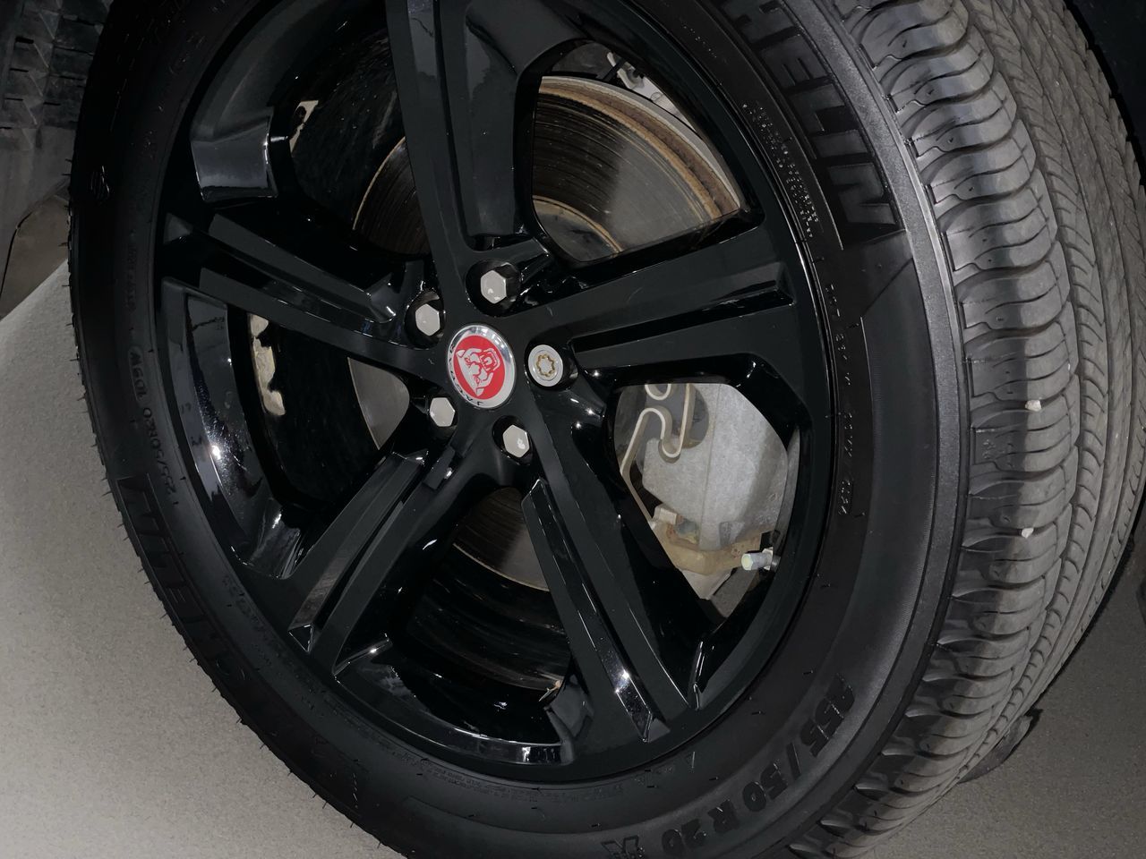 2018  F-PACE